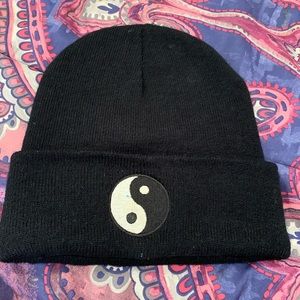 yin yang beanie